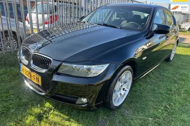 BMW 3-Serie (2010) thumbnail 1