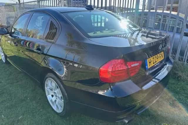 BMW 3-Serie (2010) thumbnail 4