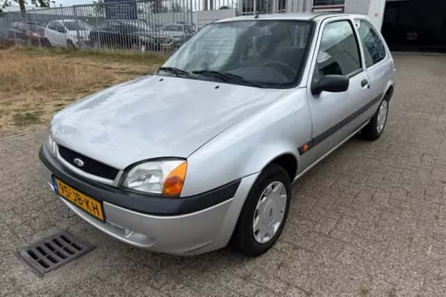 Ford Fiesta (2002) thumbnail 1