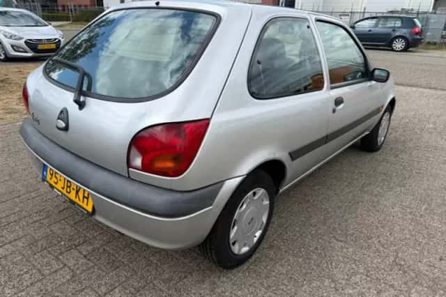 Ford Fiesta (2002) thumbnail 3