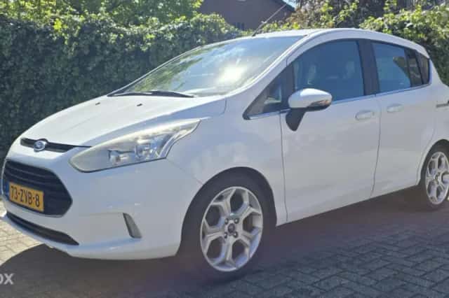 Ford B-Max (2013) thumbnail 1