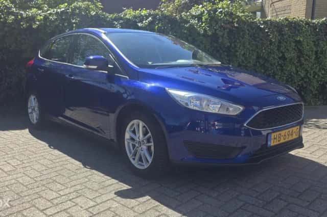 Ford Focus (2015) thumbnail 3