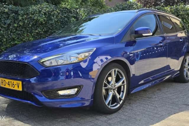 Ford Focus (2017) thumbnail 2