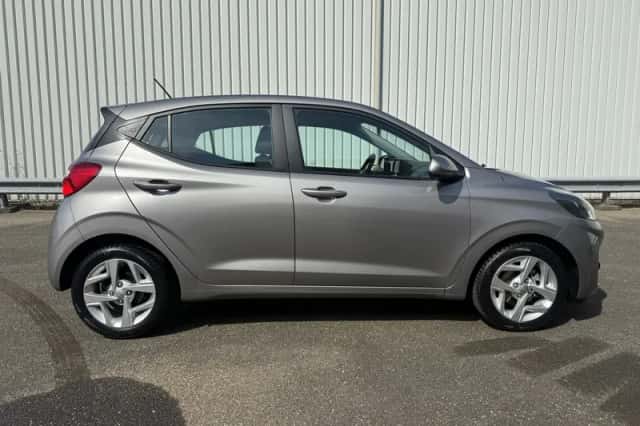 Hyundai i10 (2023) thumbnail 4