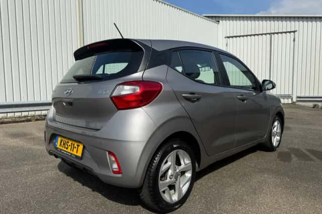 Hyundai i10 (2023) thumbnail 5