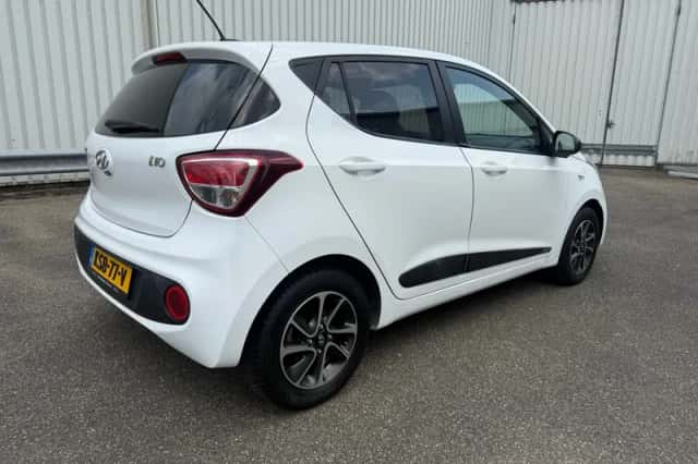 Hyundai i10 (2018) thumbnail 5