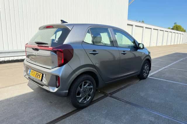 Kia Picanto (2024) thumbnail 5