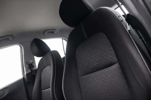 Kia Picanto (2021) thumbnail 5