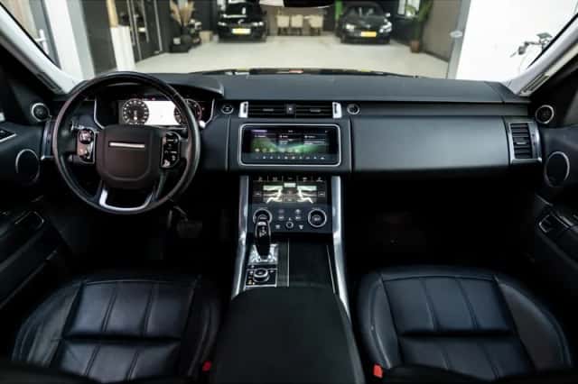 Land Rover Range Rover Sport (2018) thumbnail 2