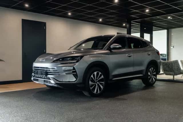 BYD Seal U (2026) thumbnail 1