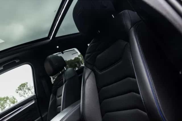 Volkswagen Touareg (2021) thumbnail 5