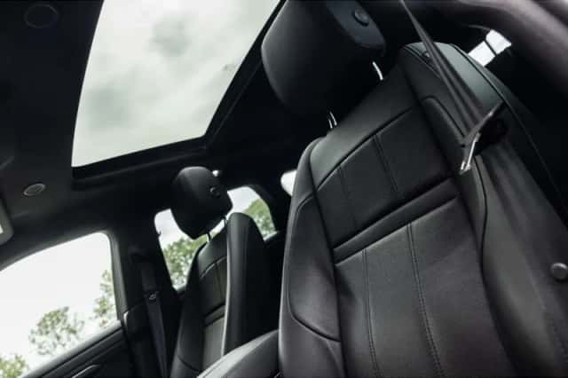 Land Rover Range Rover Evoque (2023) thumbnail 5