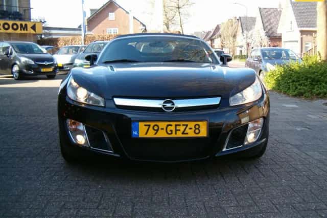 Opel Gt (2008) thumbnail 2