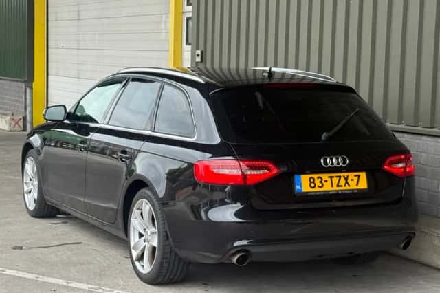 Audi A4 (2012) thumbnail 5