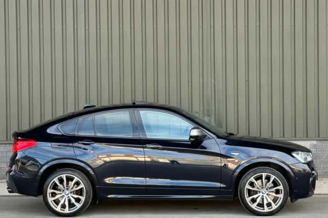 BMW X4 (2016) thumbnail 4