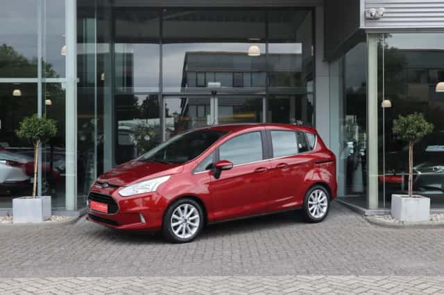 Ford B-Max (2016) thumbnail 3