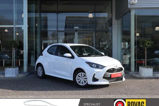 Mazda 2 (2023) thumbnail 2