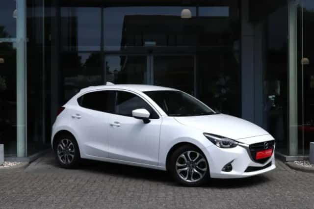 Mazda 2 (2019) thumbnail 1