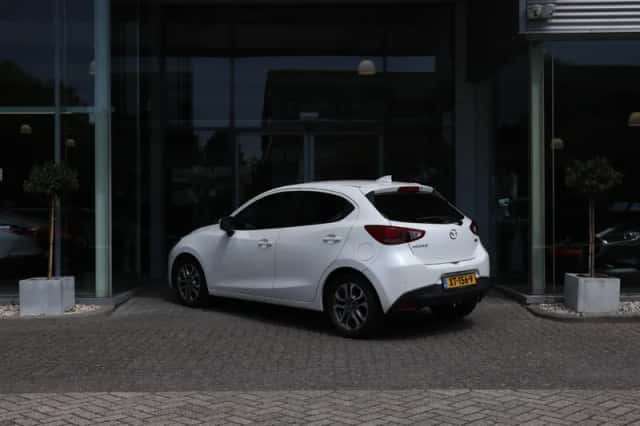 Mazda 2 (2019) thumbnail 4
