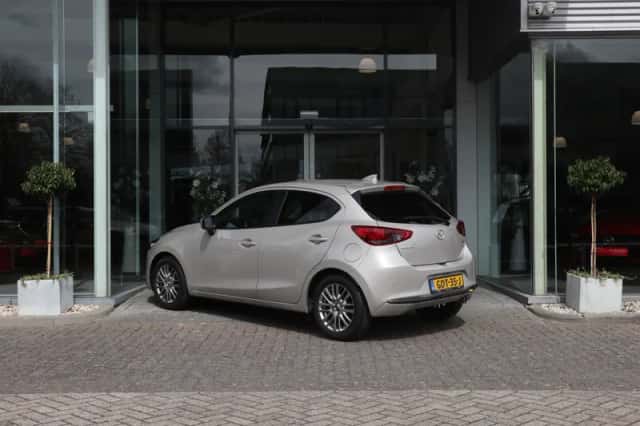 Mazda 2 (2024) thumbnail 4