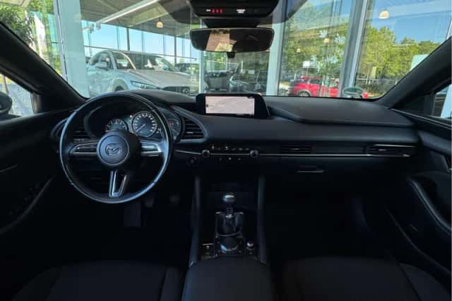Mazda 3 (2022) thumbnail 4