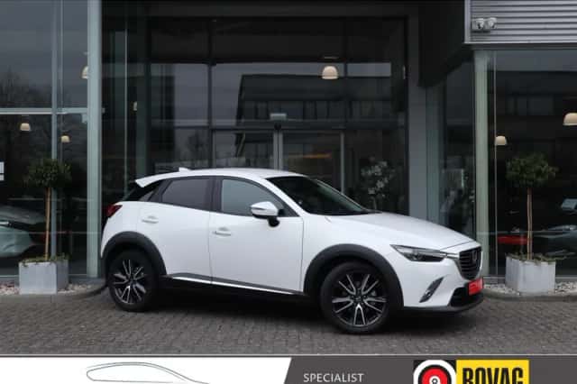 Mazda CX-3 (2017) thumbnail 2