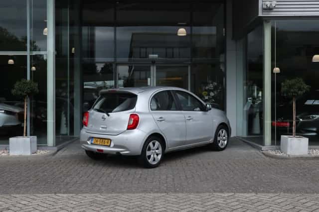 Nissan Micra (2016) thumbnail 5