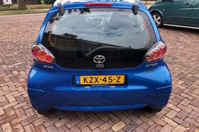 Toyota Aygo (2010) thumbnail 5