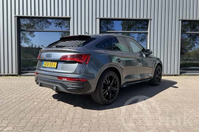 Audi Q5 (2021) thumbnail 6