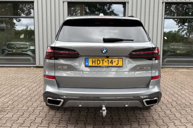 BMW X5 (2025) thumbnail 6