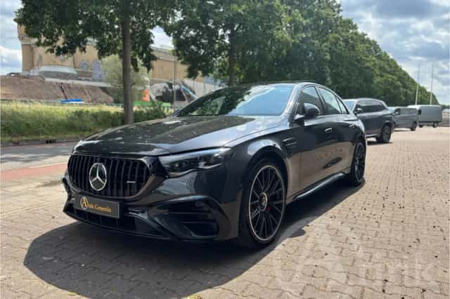 Mercedes-Benz E-Klasse (2024) thumbnail 3