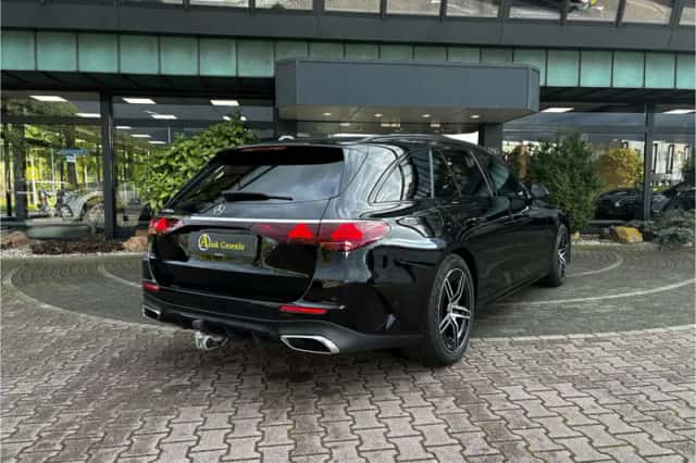 Mercedes-Benz E-Klasse (2024) thumbnail 5