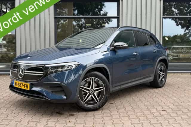 Mercedes-Benz EQA (2021) thumbnail 1