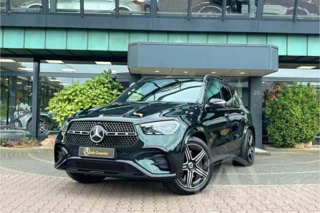 Mercedes-Benz GLE (2024) thumbnail 2