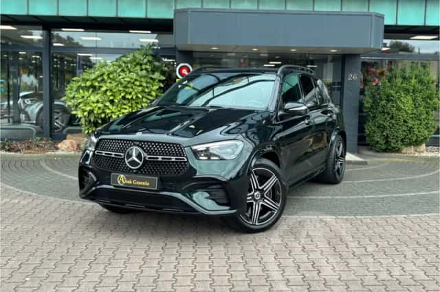 Mercedes-Benz GLE (2024) thumbnail 4