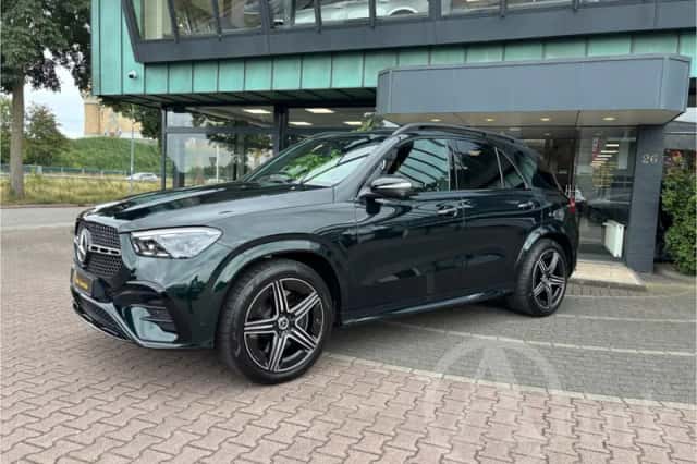 Mercedes-Benz GLE (2024) thumbnail 5