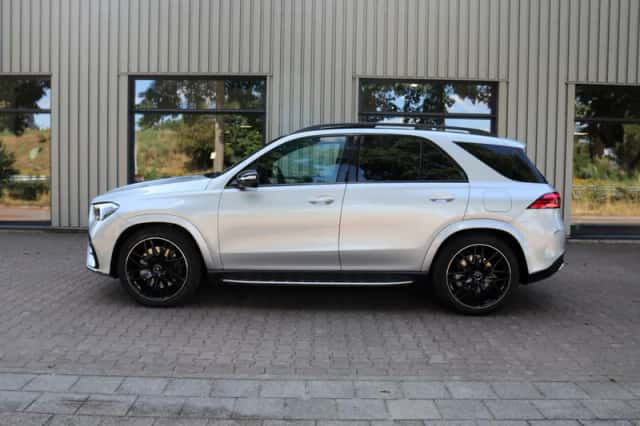 Mercedes-Benz GLE (2023) thumbnail 5