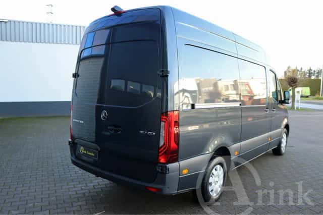 Mercedes-Benz Sprinter (2023) thumbnail 6