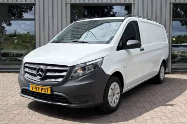 Mercedes-Benz Vito (2020) thumbnail 1