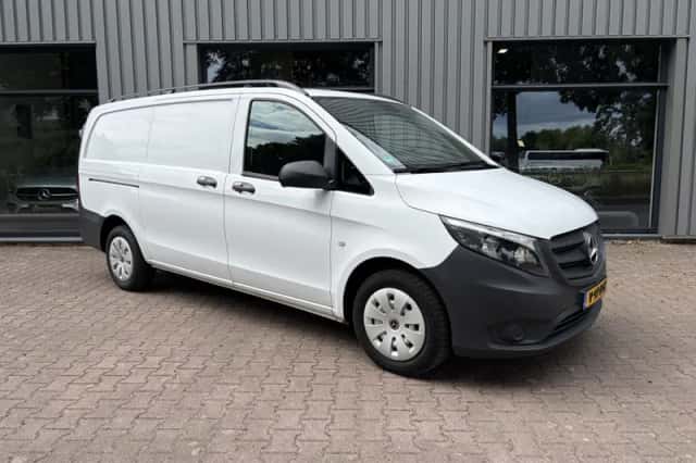 Mercedes-Benz Vito (2020) thumbnail 6
