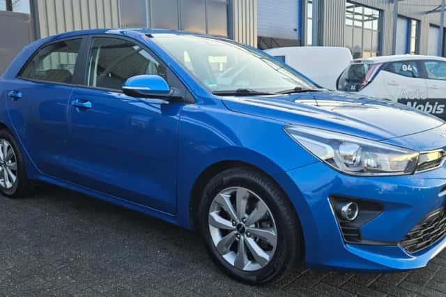Kia Rio (2022) thumbnail 5
