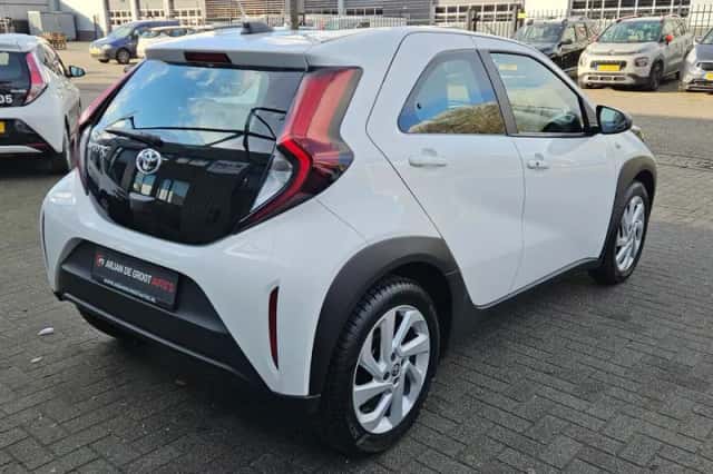 Toyota Aygo X (2023) thumbnail 4