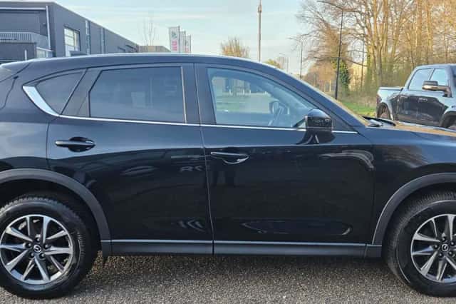 Mazda CX-5 (2017) thumbnail 3