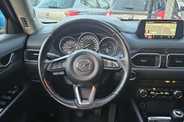 Mazda CX-5 (2017) thumbnail 6