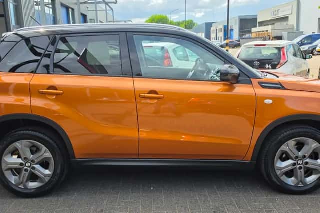 Suzuki Vitara (2018) thumbnail 3