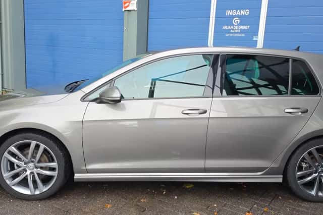 Volkswagen Golf (2013) thumbnail 2