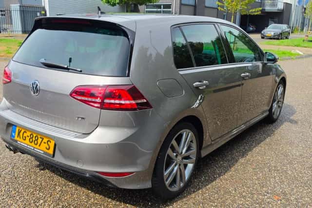 Volkswagen Golf (2013) thumbnail 5