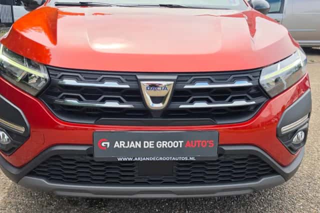 Dacia Jogger (2022) thumbnail 5