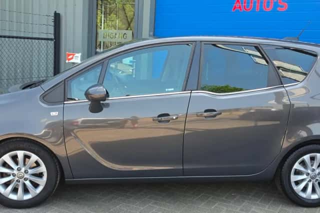 Opel Meriva (2017) thumbnail 2