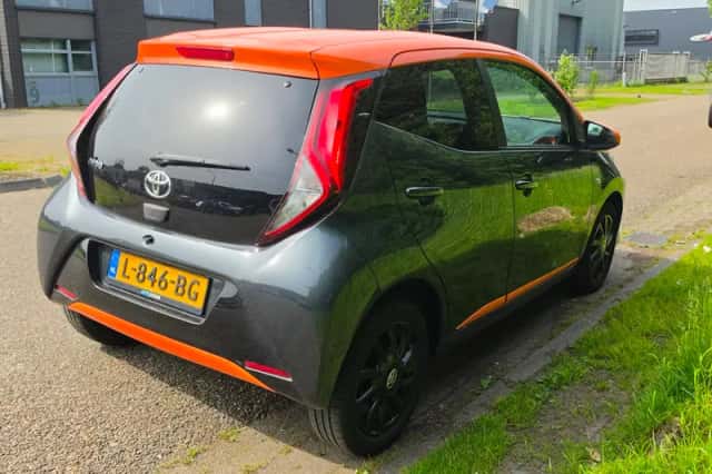 Toyota Aygo (2021) thumbnail 5